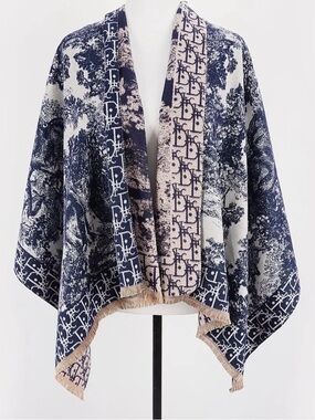 Navy & Cream Scenic Logo Knit Shawl